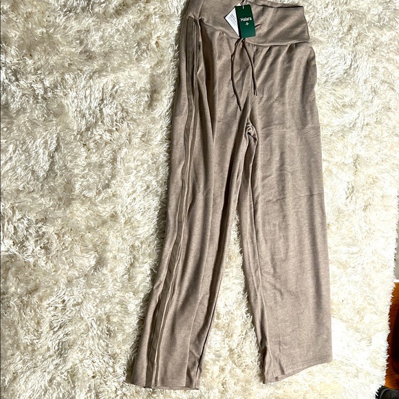 HALARA Ribbed Knit Pants in Taupe - Picture 3 of 6